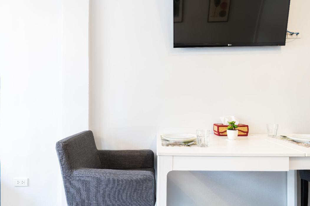 Cozy Studio 1 In Sathorn, Bts Saint Louis Bangkok Esterno foto